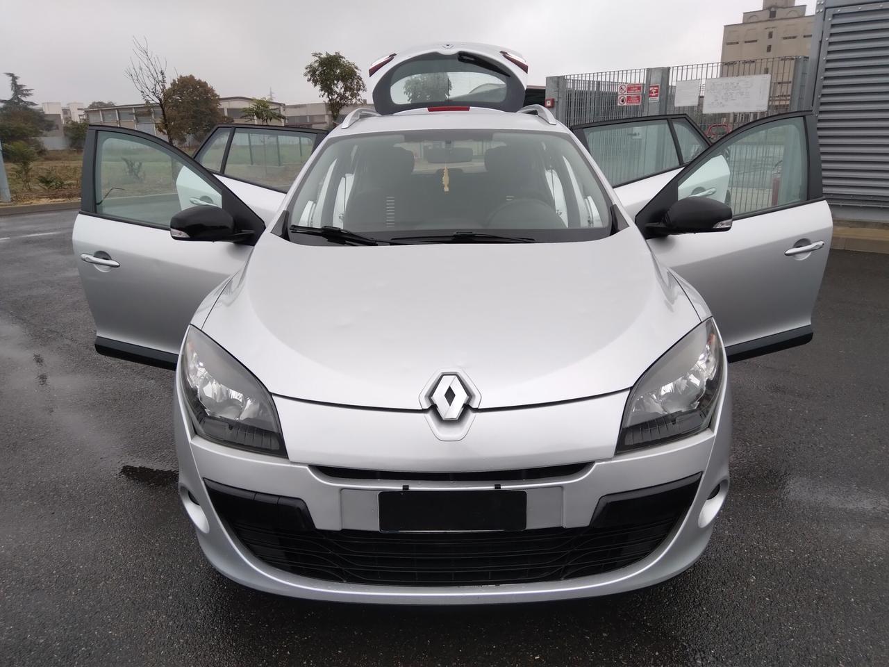 Renault Mégane 1.5 dCi 90CV SporTour Wave x neopatentati