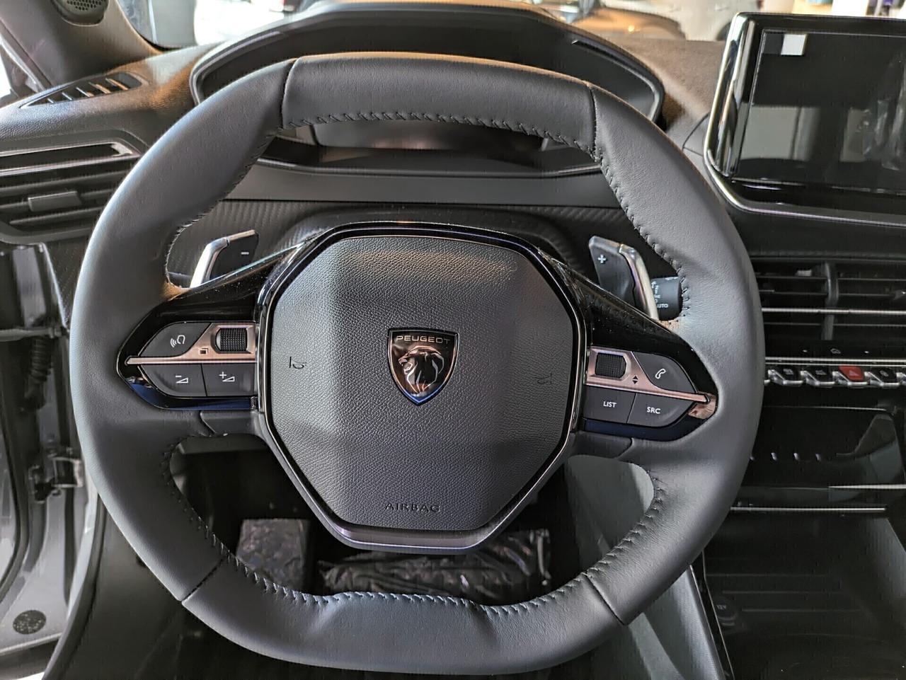 Peugeot 2008 Hybrid 145 e-DCS6 Allure