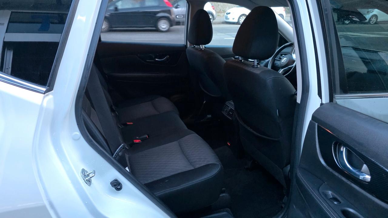 Nissan X-Trail dCi 150 4WD Business