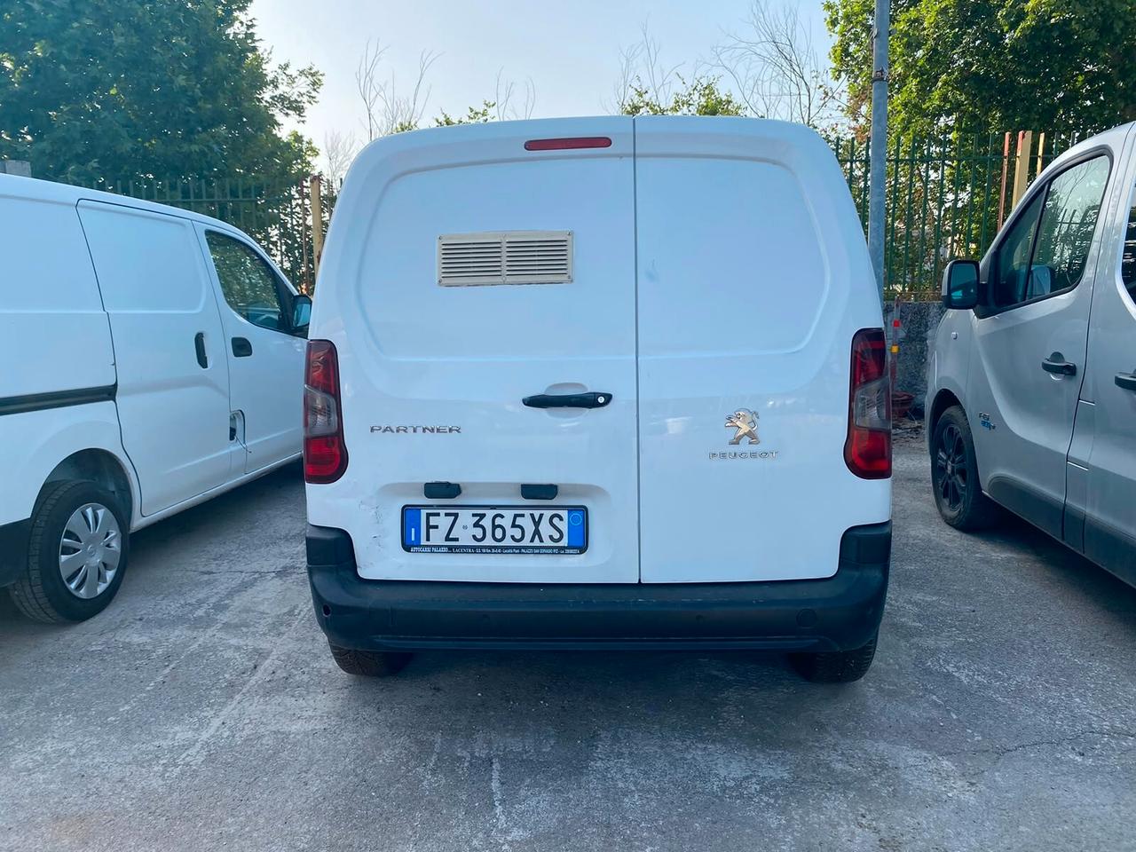 PEUGEOT PARTNER (C18)