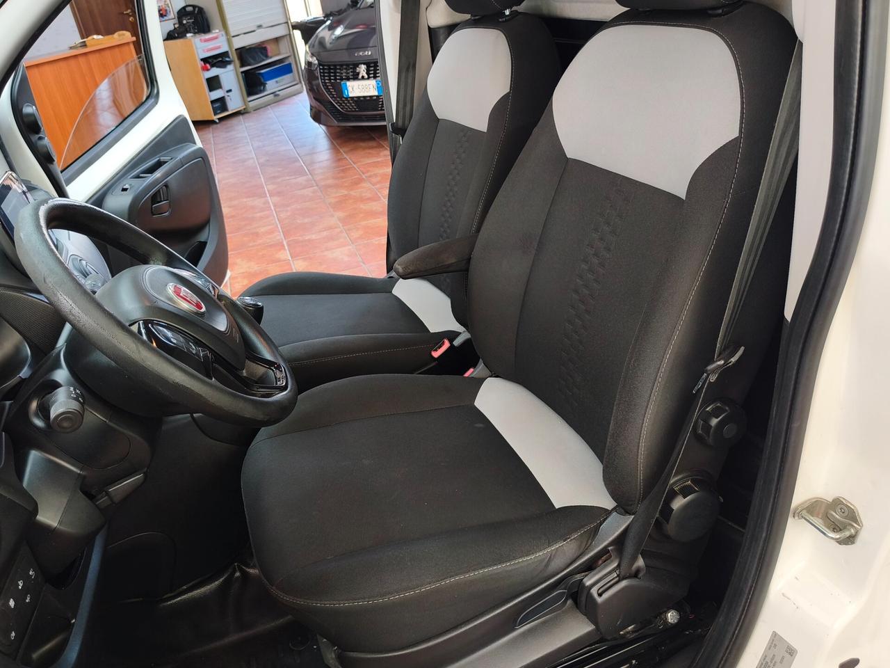 Fiat Fiorino 1.3 MJT 95CV Cargo SX