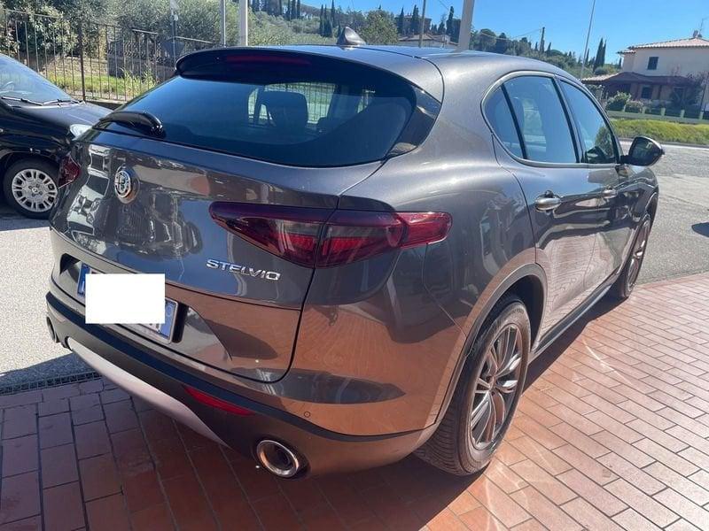 Alfa Romeo Stelvio Stelvio 2.2 Turbodiesel 210 CV AT8 Q4 Business