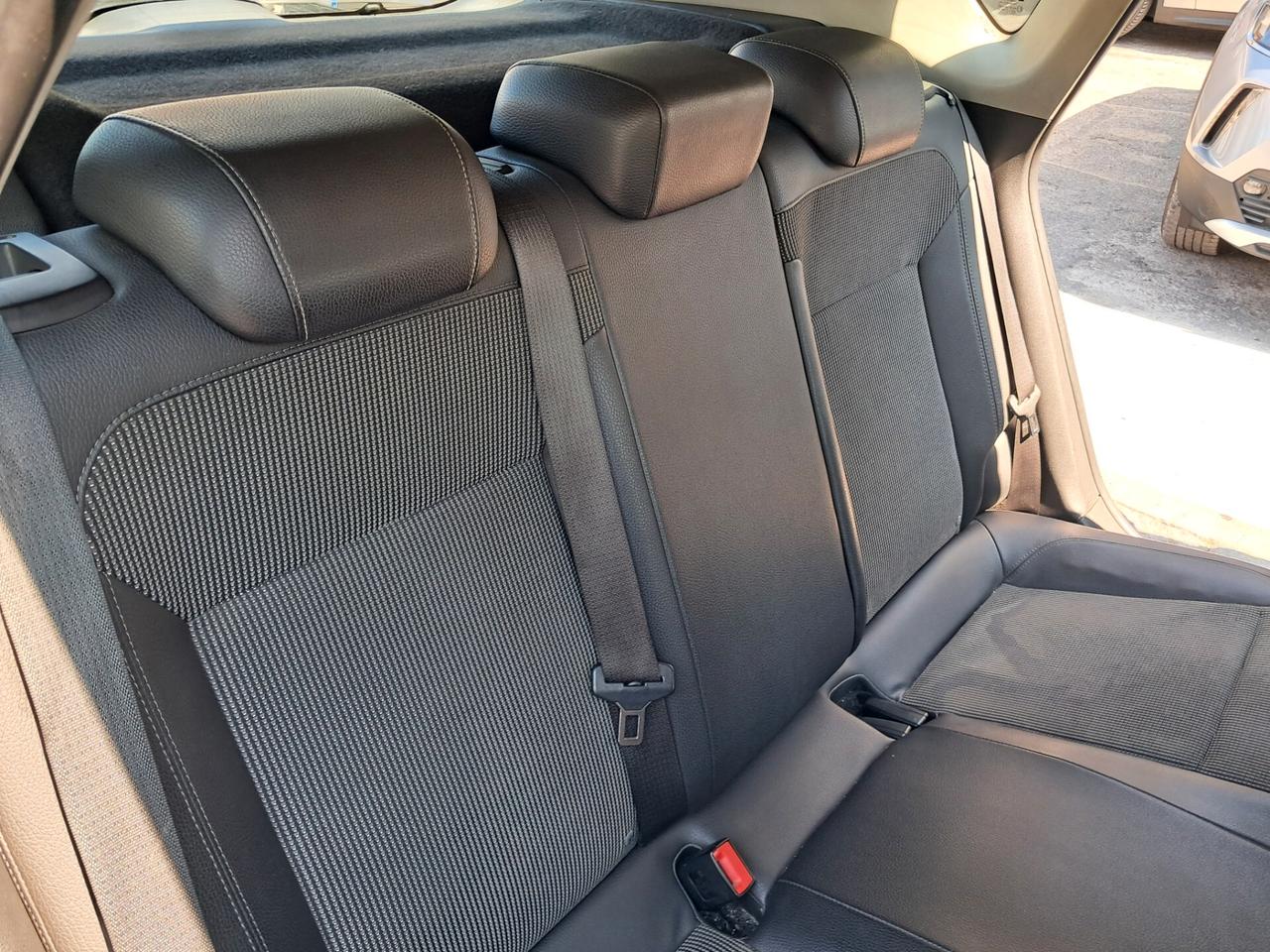 Opel Astra 1.7 CDTI 110 cv 5p. Cosmo