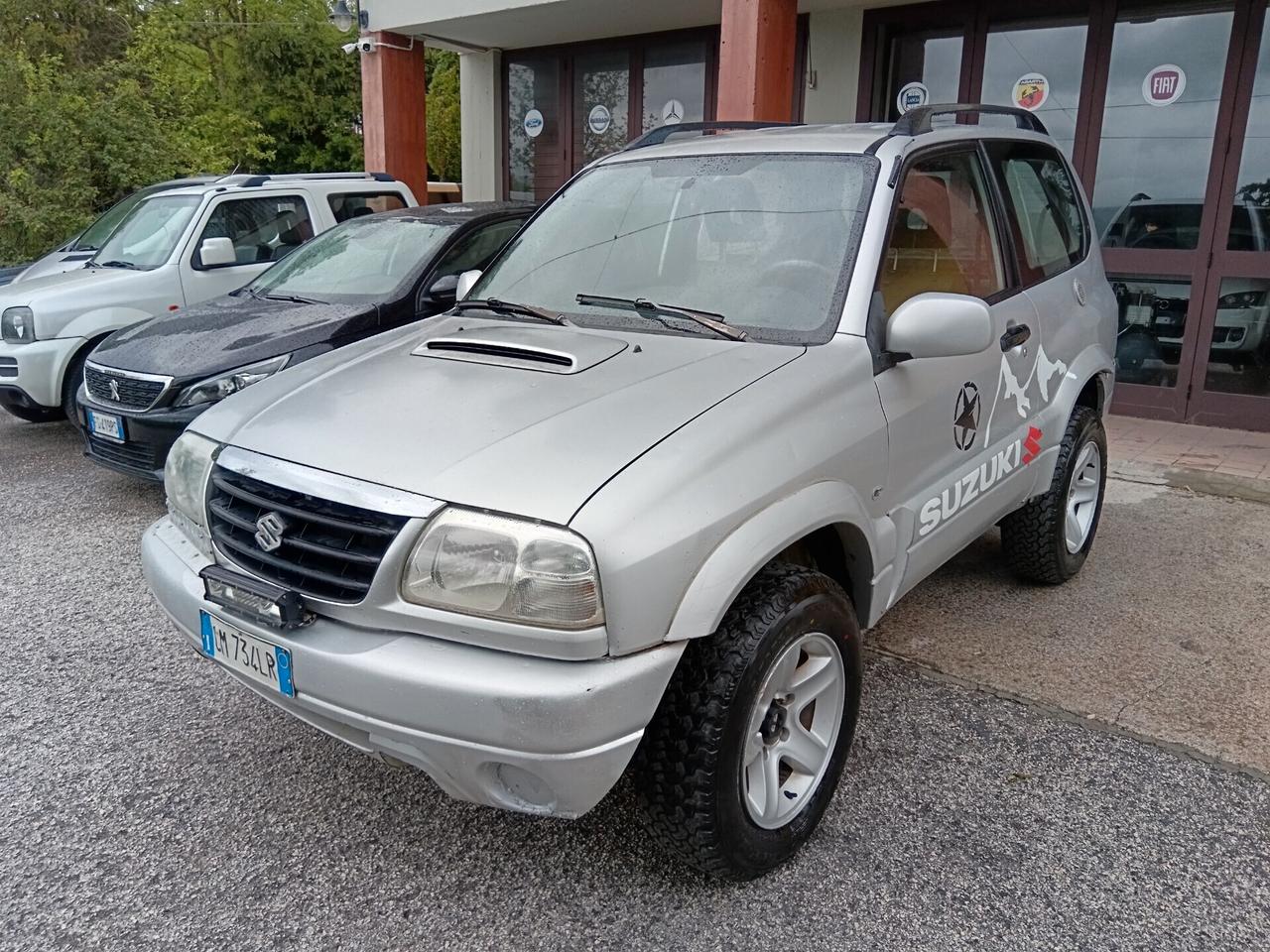 Suzuki Grand Vitara 2.0 TD 4X4 AUTOCARRO 2 POSTI