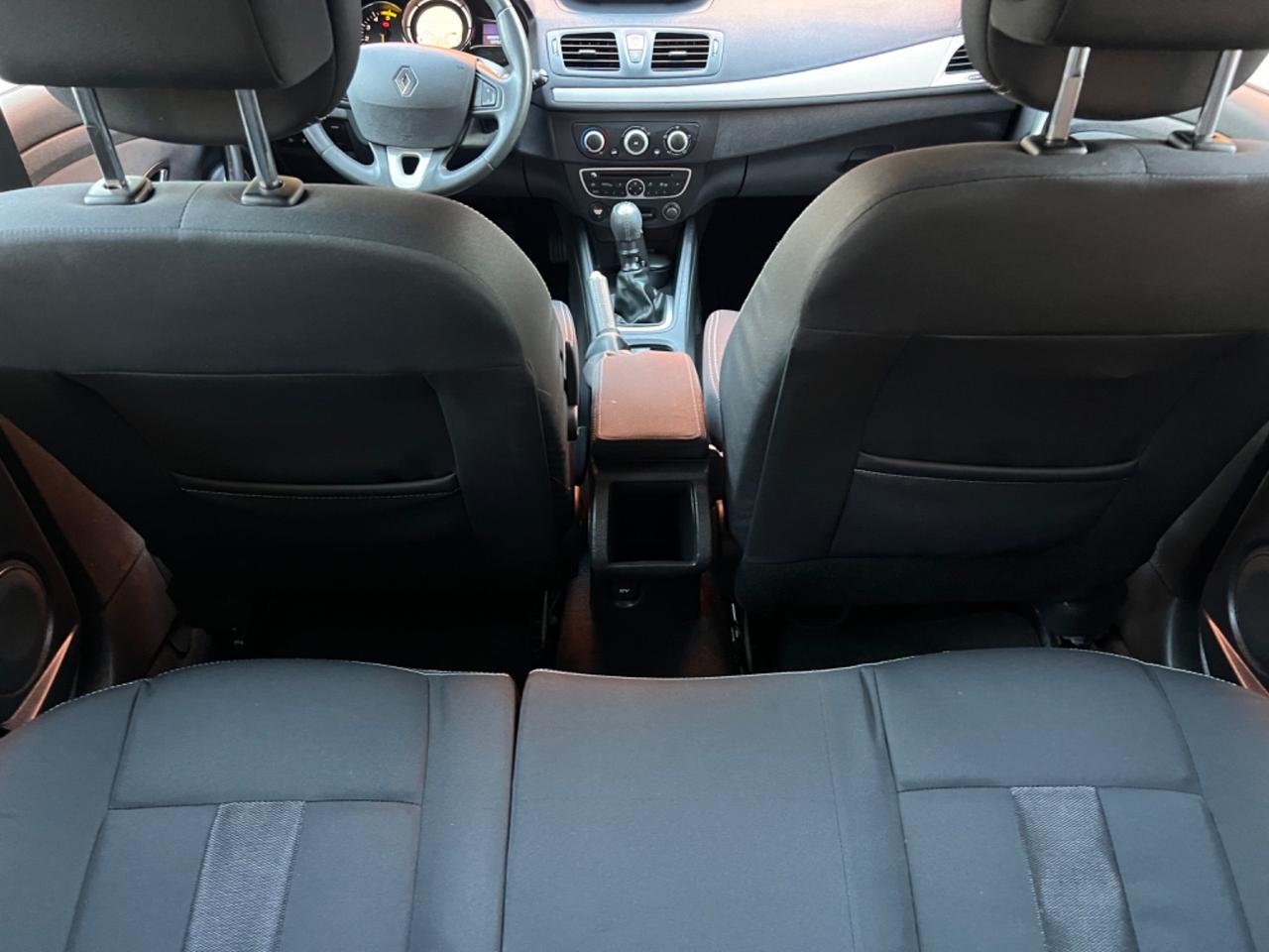 Renault Megane Mégane C-C 1.5 dCi 110CV Floride