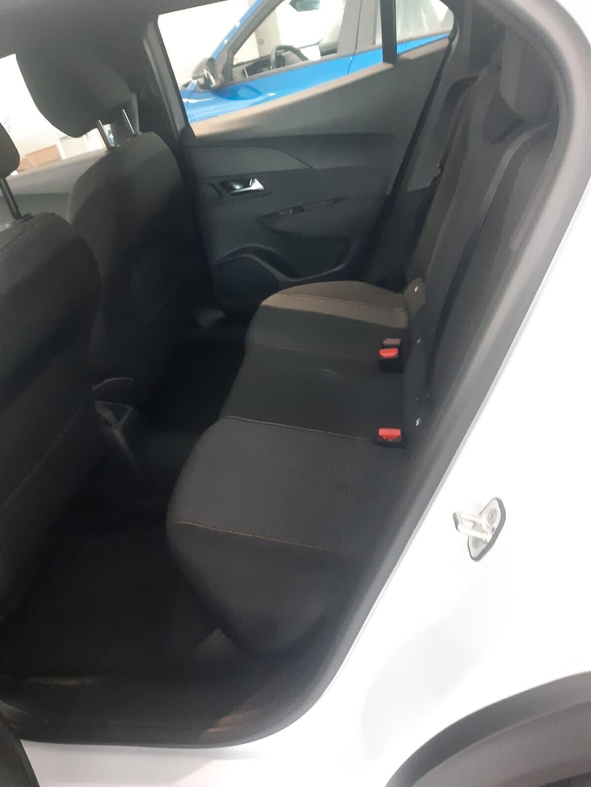 Peugeot 2008 PureTech 100 S&S Style