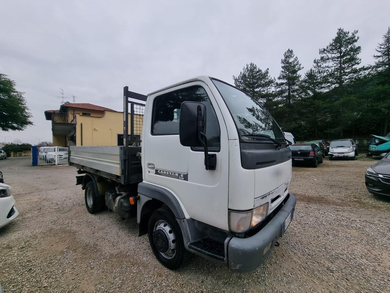 Nissan Cabstar 35.10 3.0 Tdi PM-RG Cabinato L