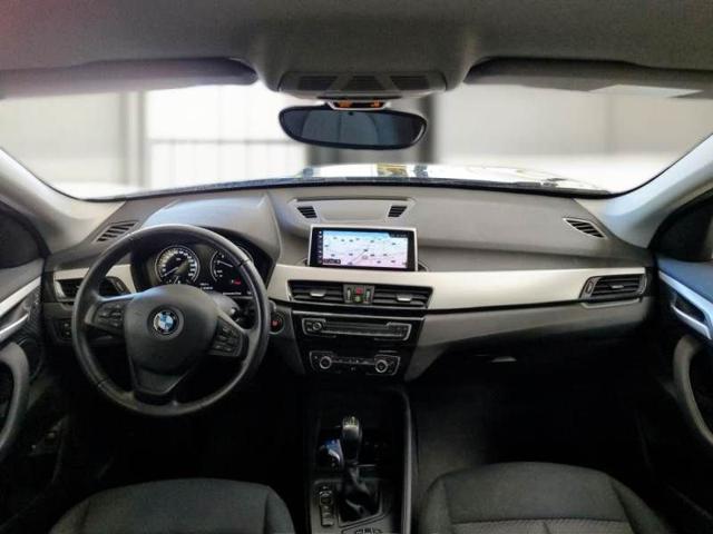 BMW X1 xDrive25e Business Advantage - Grandinata