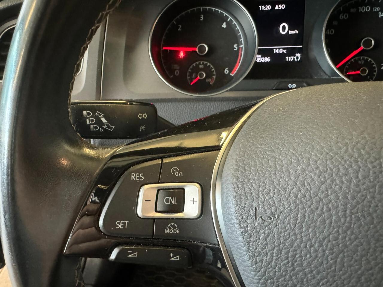Volkswagen Golf 2.0 TDI 5p. Executive BlueMotion Technology