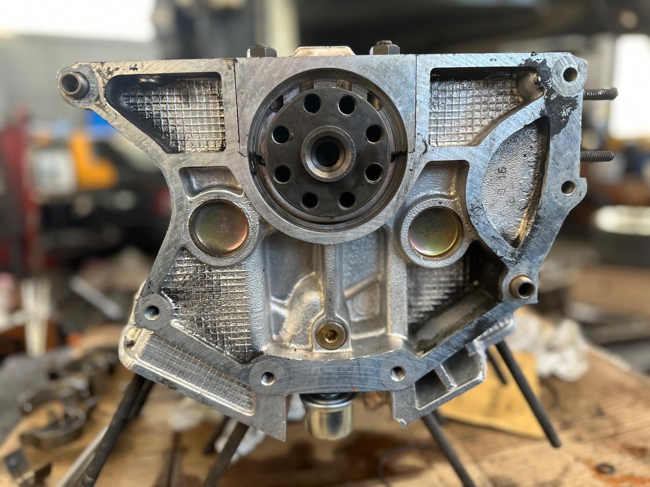 Alfa Romeo 164 2.0i V6 turbo motore nuovo