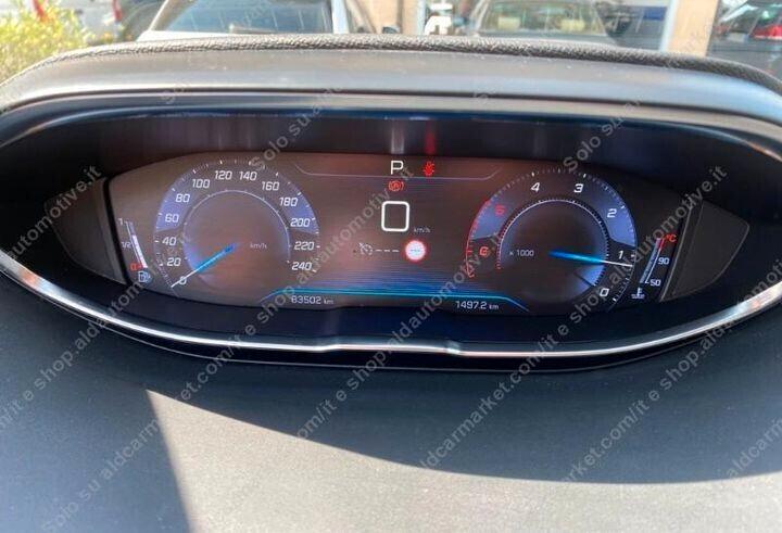 Peugeot 3008 BlueHDi 130 S&S EAT8 Business