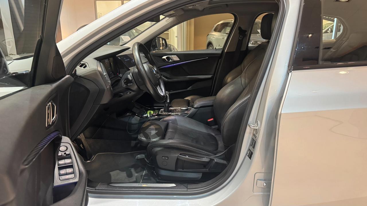 BMW 118D ADVANTAGE 150CV- 2020