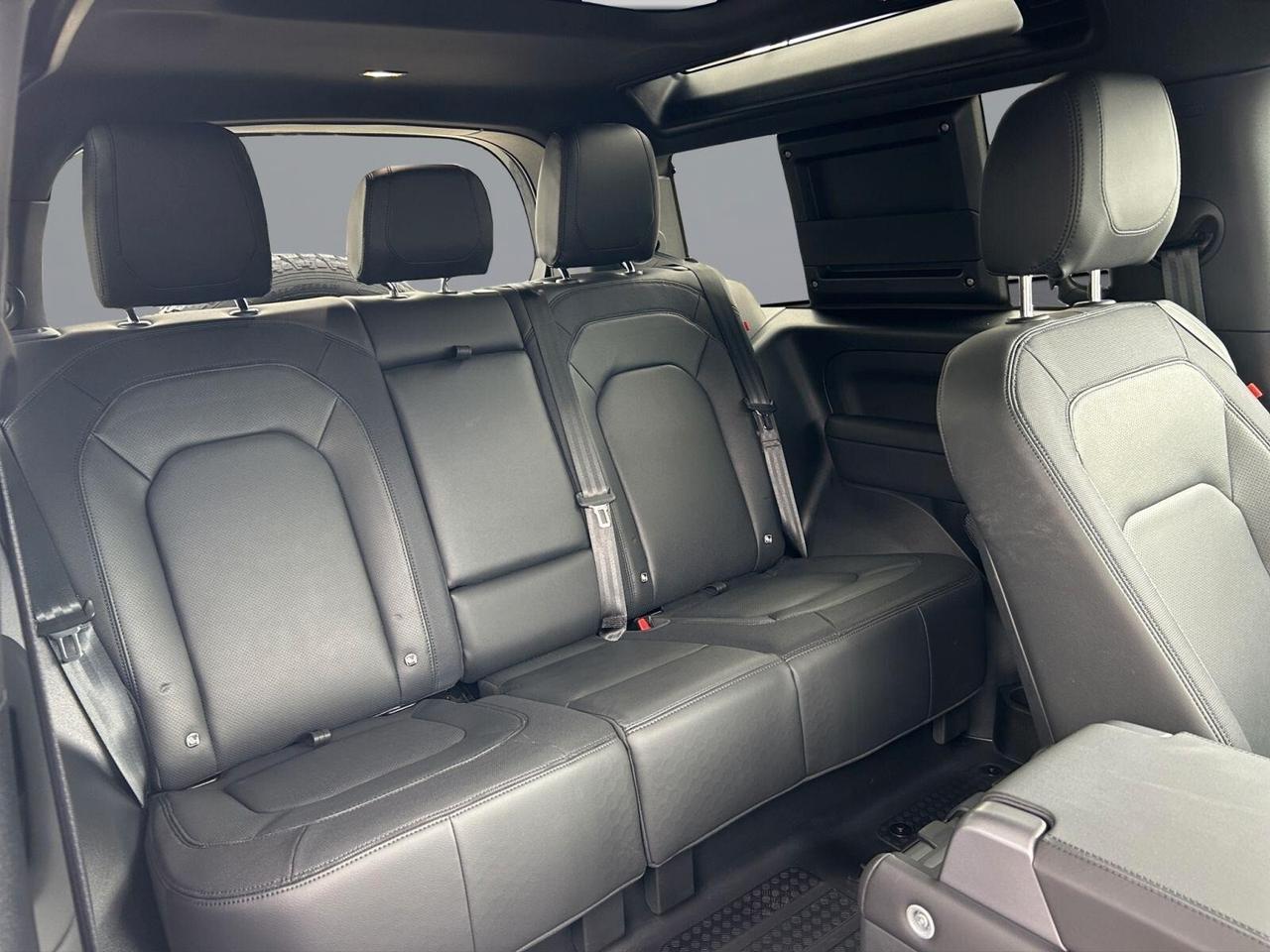 Land Rover Defender 90 3.0D I6 200 CV AWD Auto X-Dynamic SE