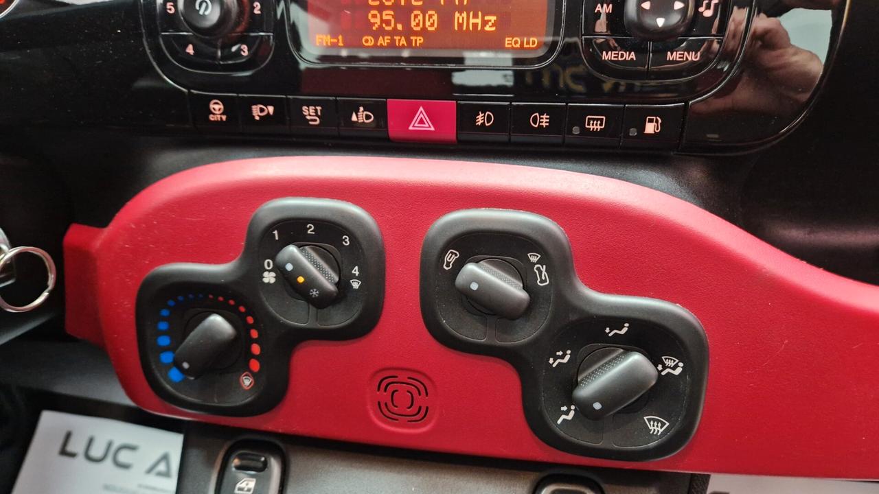Fiat Panda 0.9 TwinAir Turbo Natural Power Lounge