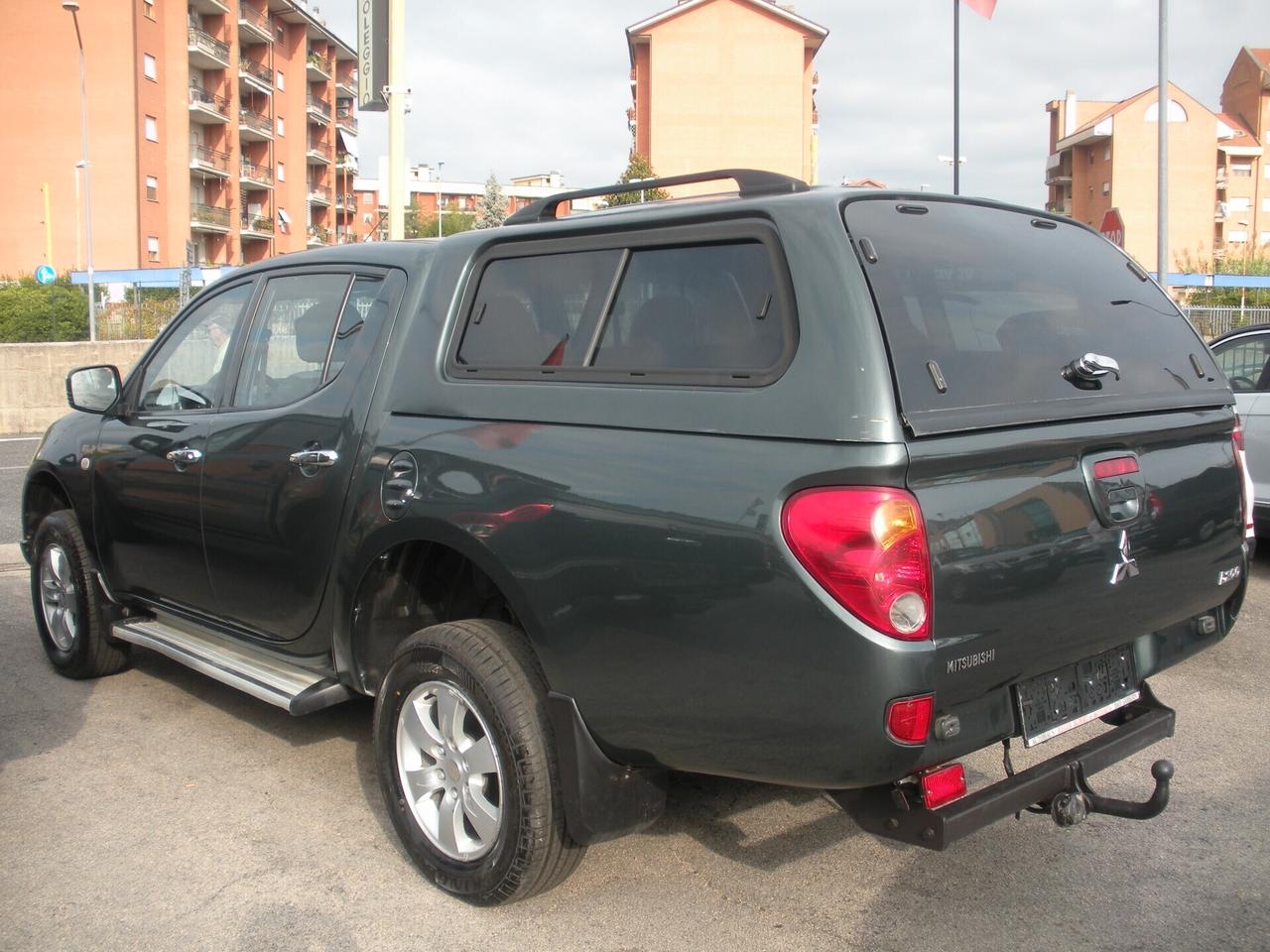 Mitsubishi L200 2.5 DI-D/136CV DC Invite DPF