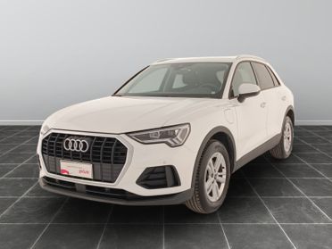 Audi Q3 45 1.4 tfsi e business s tronic