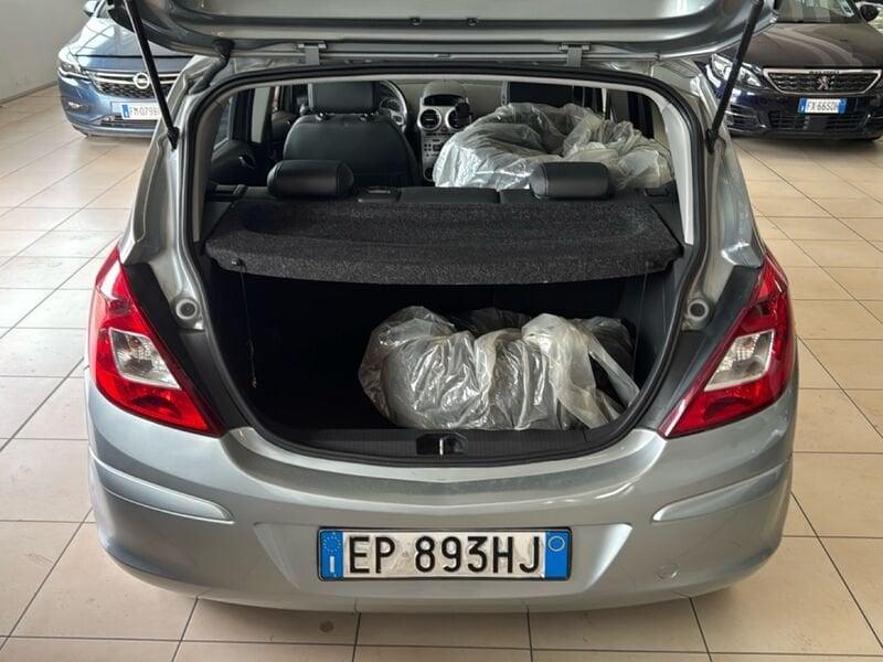 Opel Corsa 1.2 85cv Ecotec GPL