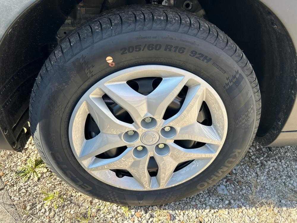 KGM TIVOLI B 1.5 2WD MT 135CV FL24