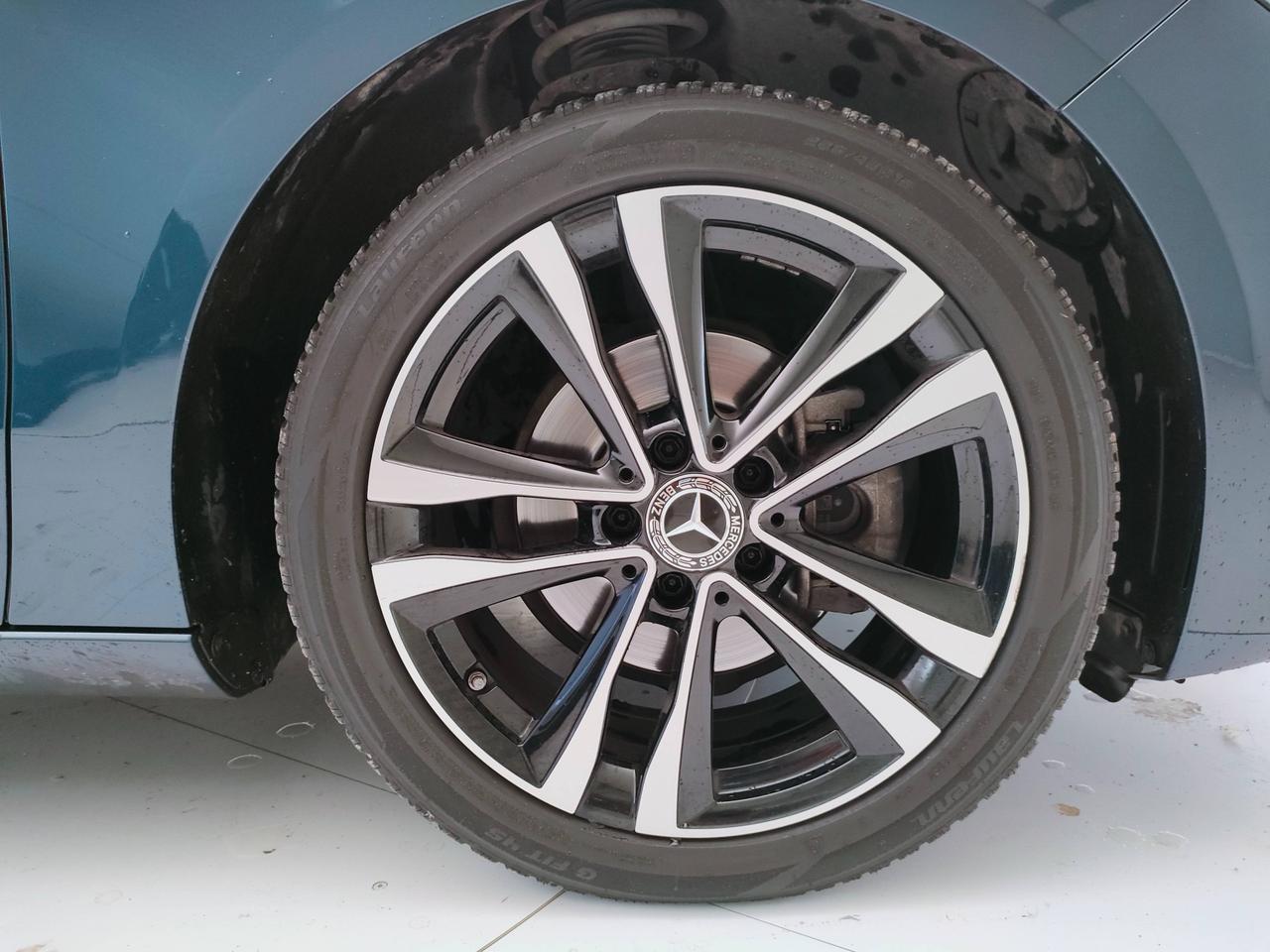 Mercedes-Benz Classe B - W247 2018 - B 180 d Sport Plus auto