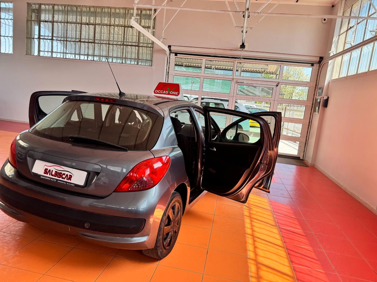 Peugeot 207 1.4 HDi 70CV 5p. ONE Line