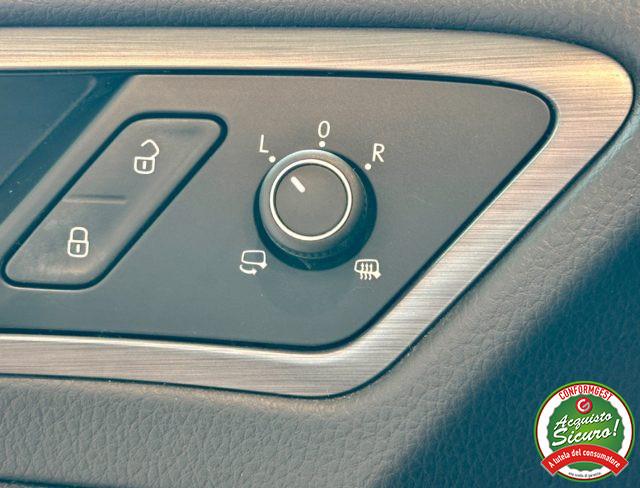 VOLKSWAGEN Golf 1.6 TDI 115CV 5p. Highline BMT *NEOPAT*RESTYLING*