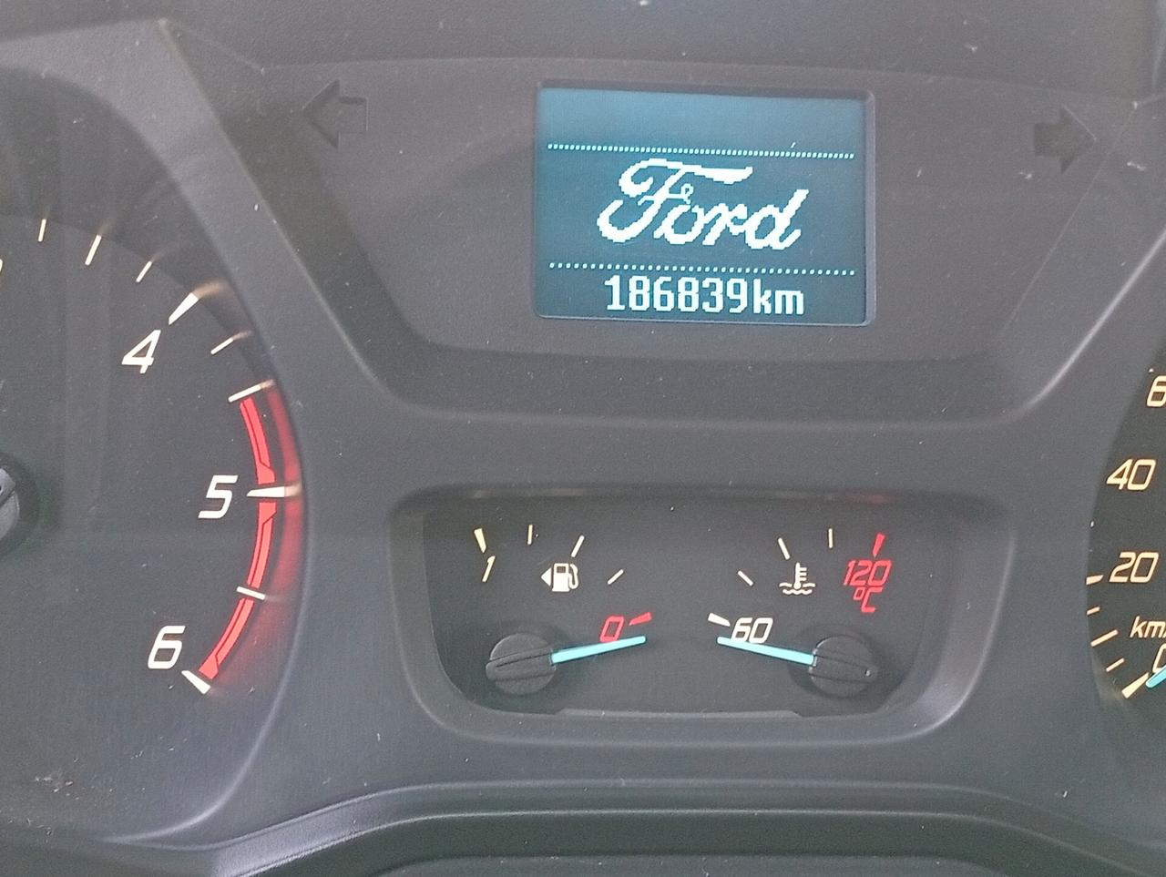 Ford Tourneo Custom 310 2.0 TDCi 130CV PC Trend