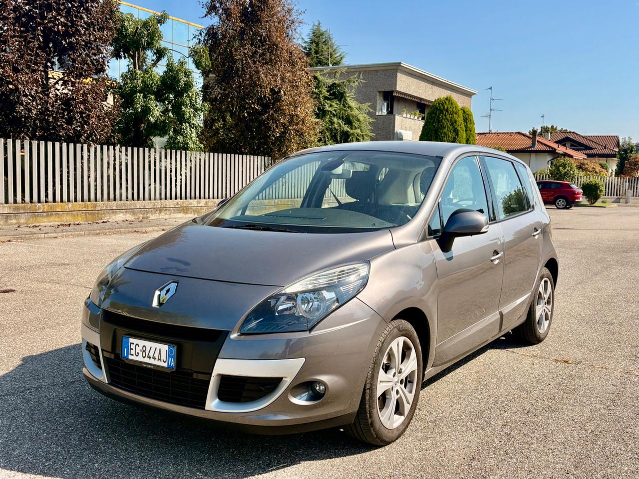 Renault Scenic Scénic X-Mod 1.5 dCi 110CV Luxe