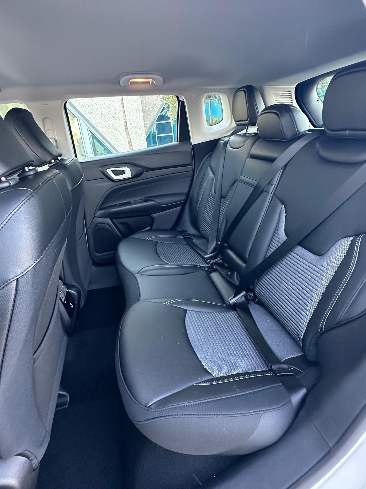 Jeep Compass Altitude 130cv offerta T-Stock prezzo imperdibile
