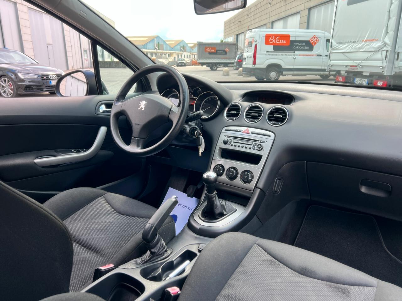 Peugeot 308 1.6 HDi 90CV FAP 5p. Premium