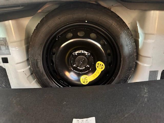 Fiat Panda 1.0 FireFly S&S Hybrid City Cross TRUSSARDI