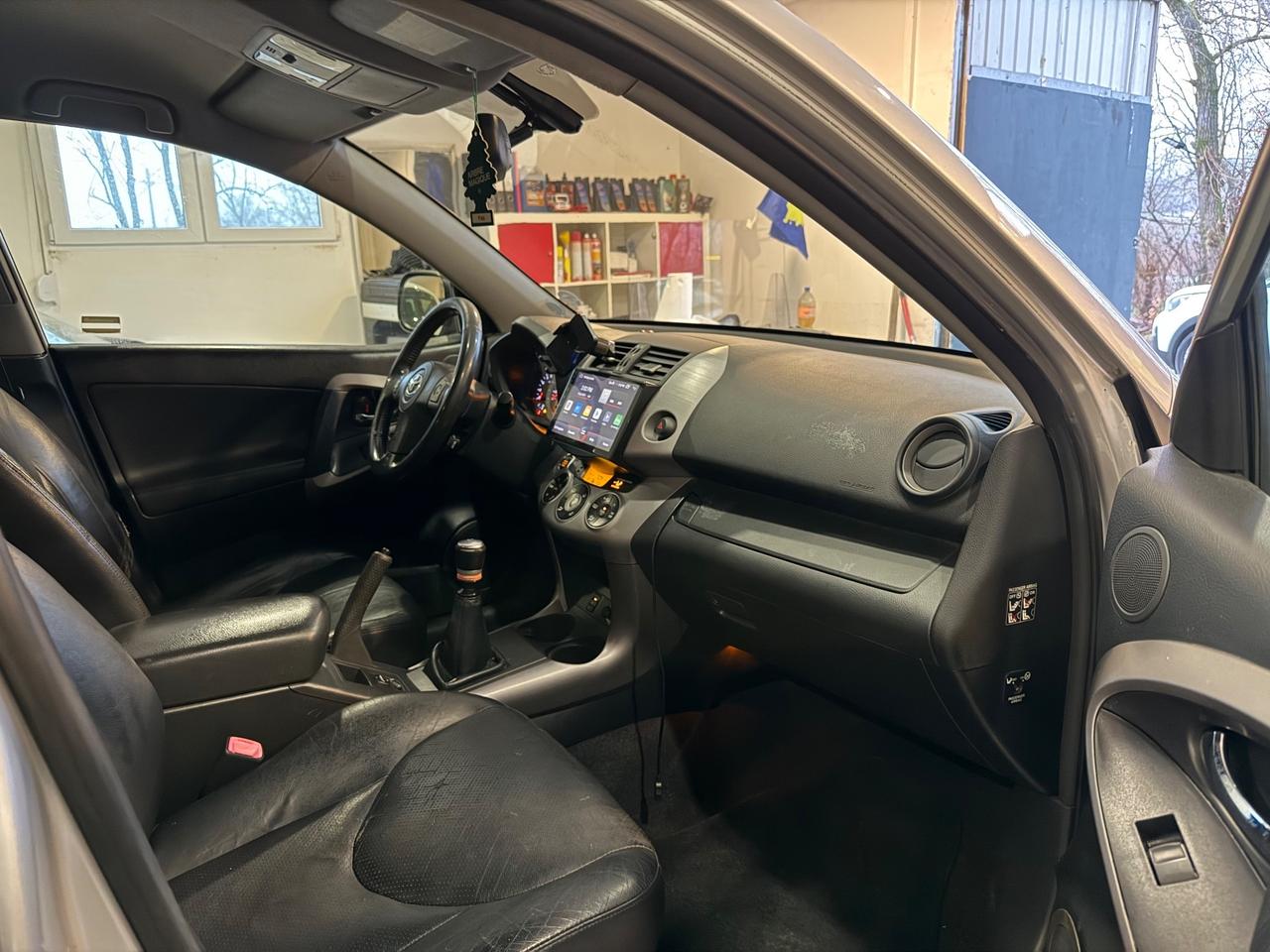 Toyota RAV 4 2.2 DIESEL anno 2010