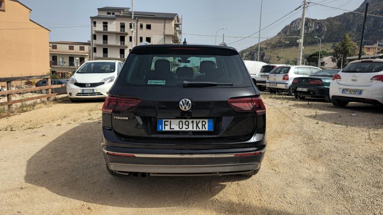 Volkswagen Tiguan 2.0 TDI SCR DSG 4MOTION Advanced BMT