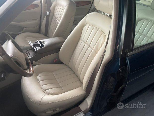 Jaguar XJ SOVEREIGN