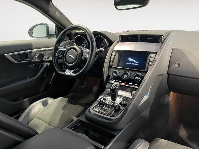 Jaguar F-TYPE 3.0 V6 aut. Coupé S 380cv