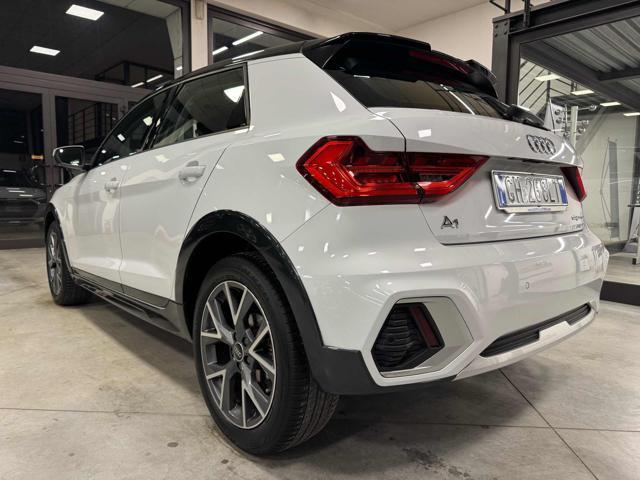 AUDI A1 citycarver 30 TFSI S tronic Admired