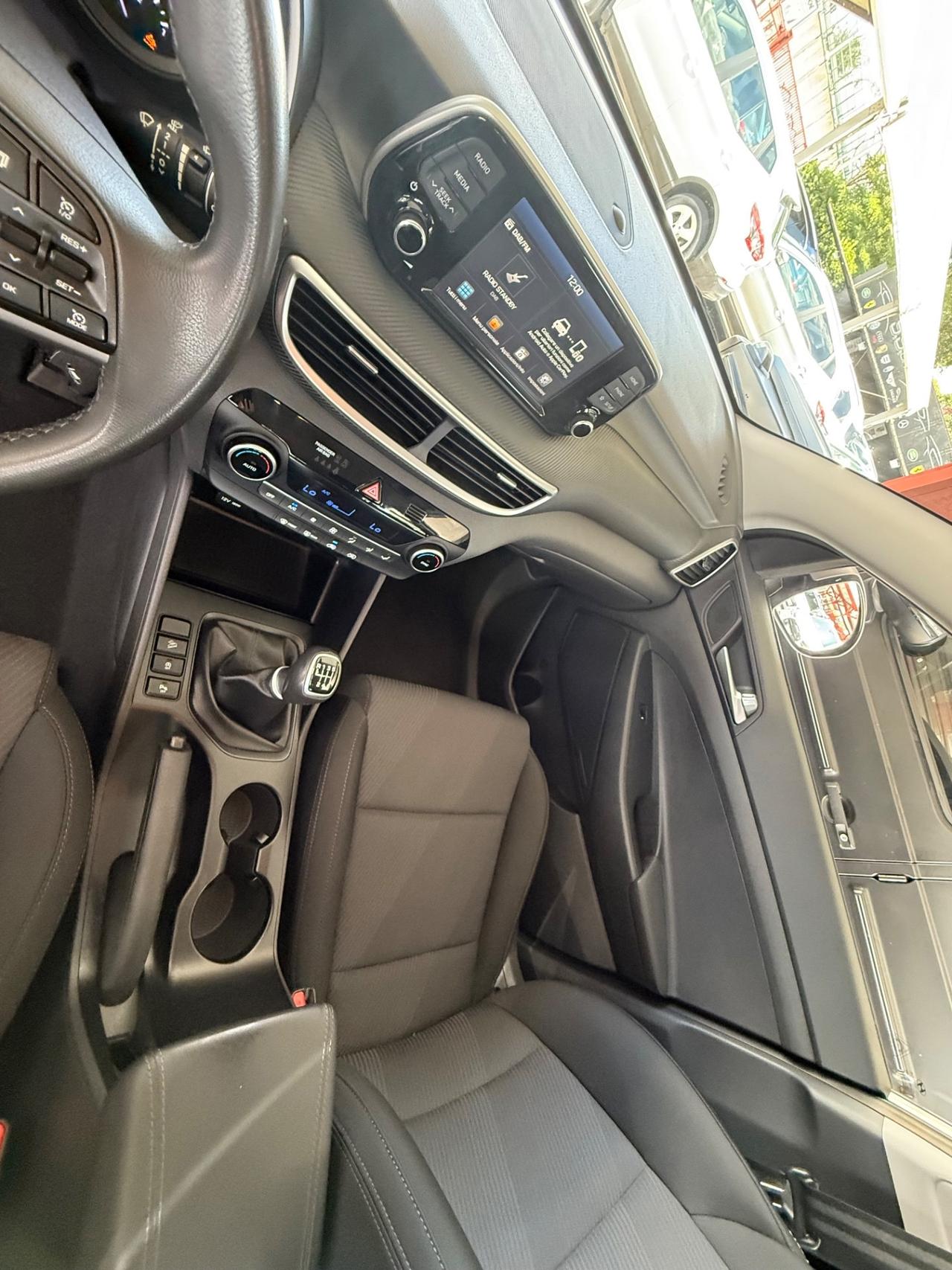 Tucson 1.6 CRDi XPrime-unipro-rate-garanzia