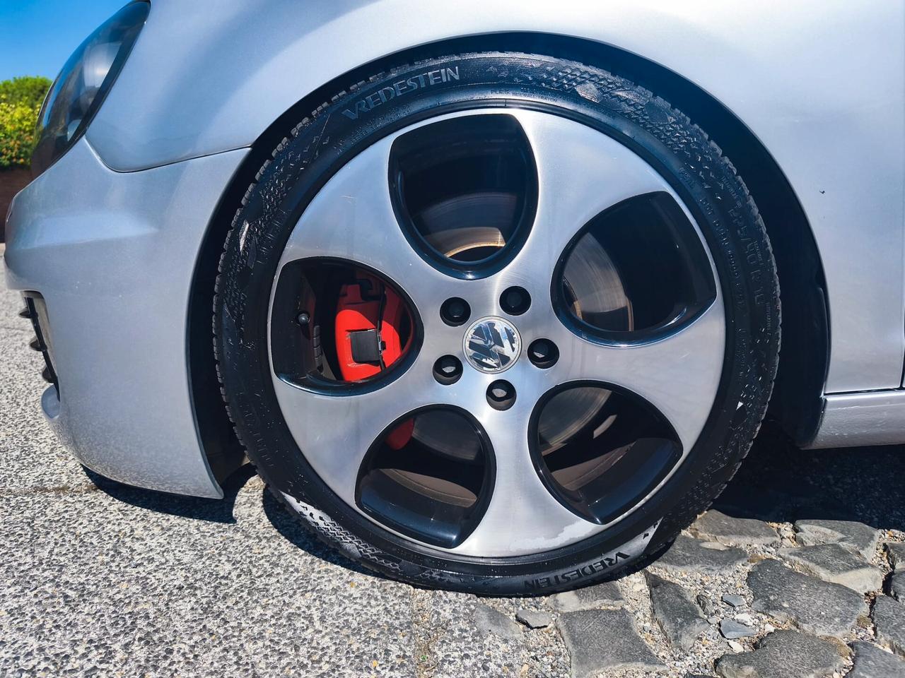 Volkswagen Golf GTI 2.0 TSI DSG 5p.