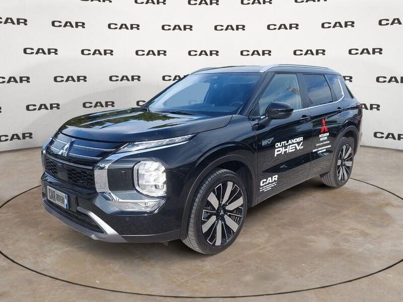 Mitsubishi Outlander PHEV 2.4L PHEV INTENSE