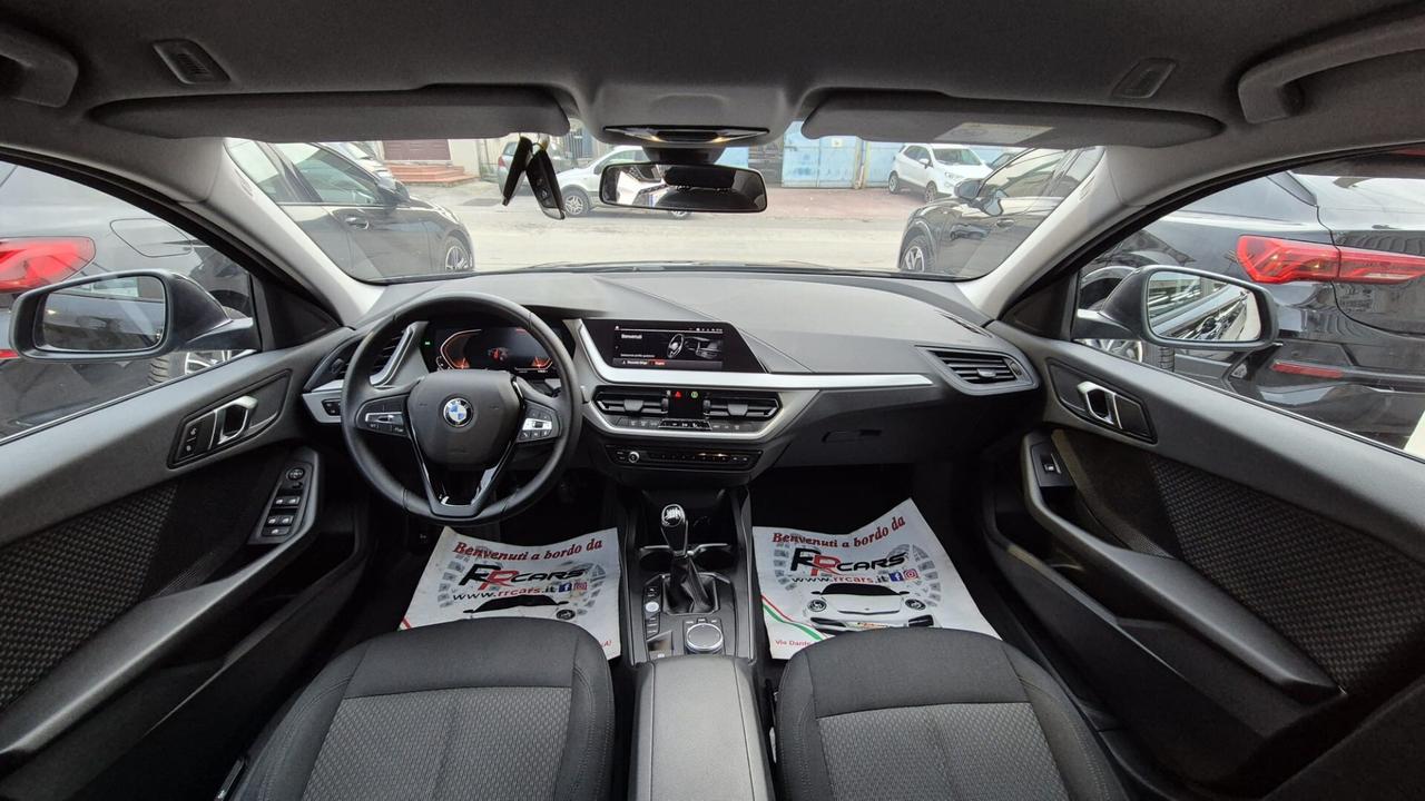 Bmw 116 116d 5p. Advantage