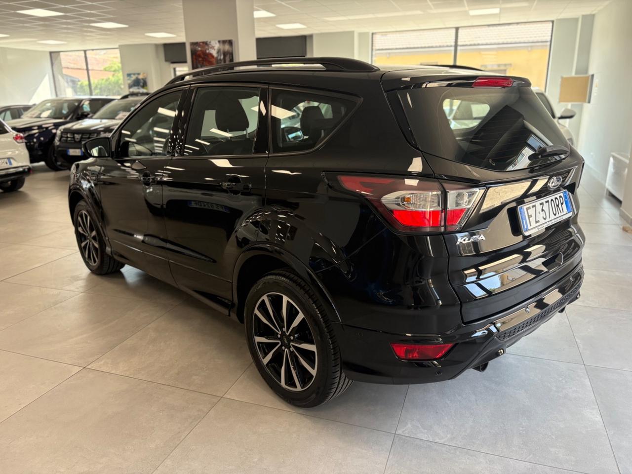Ford Kuga 1.5 EcoBoost 120cv ST-Line 2019 km58000