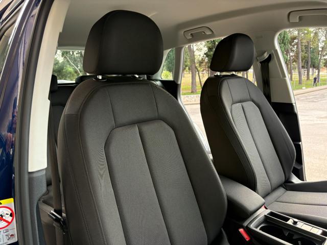 AUDI Q3 35 TDI quattro S tronic Business COCKPIT