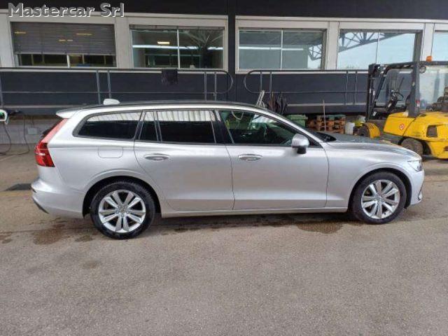 VOLVO V60 V60 2.0 b4 Momentum Business auto - GH735PL