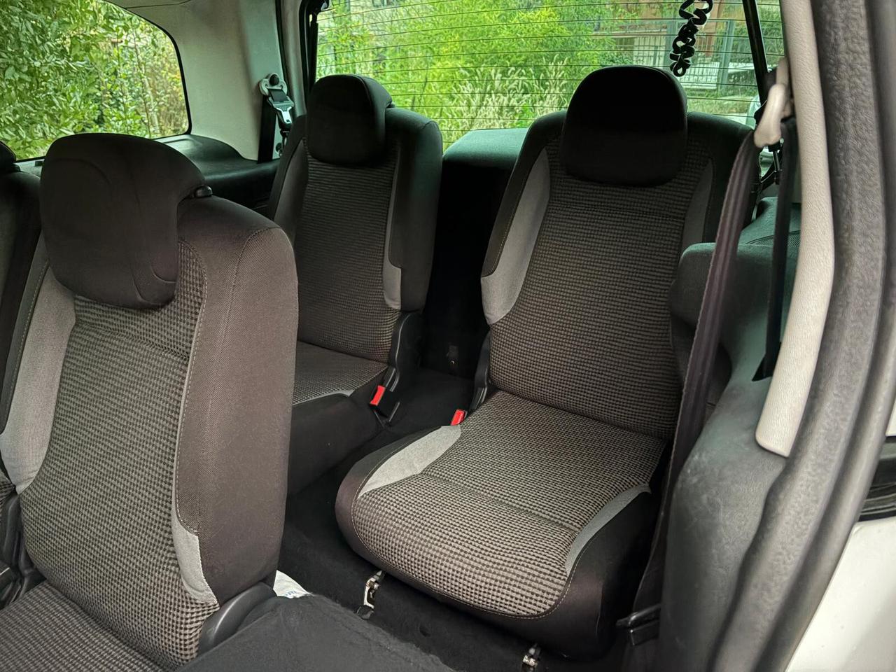 Peugeot Partner Tepee 1.6 HDi 115CV 7POSTI Outdoor