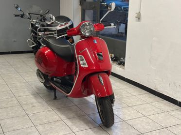 Piaggio Vespa 300 GTS Super ie