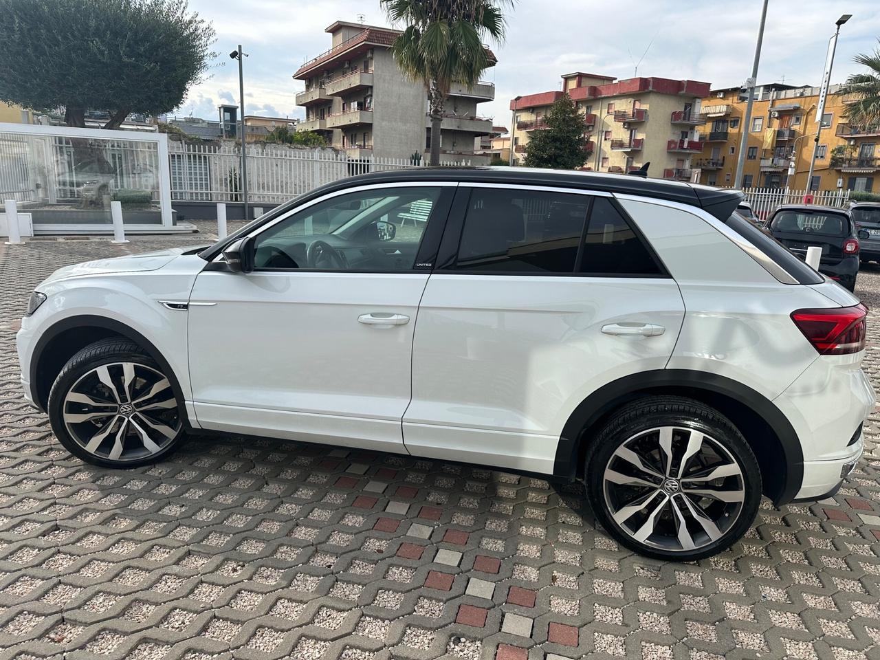 Volkswagen T-Roc 2.0 TDI R-Line 150 CV DSG 4MOTION UNITED