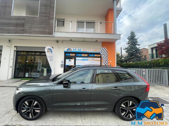 VOLVO XC60 T6 Plug-in hybrid AWD pari al nuovo