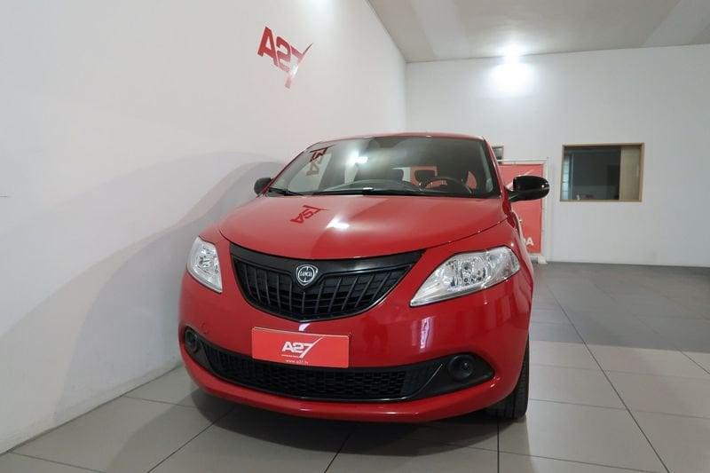 Lancia Ypsilon Ypsilon 1.0 firefly hybrid ORO s&s 70cv 5p.ti