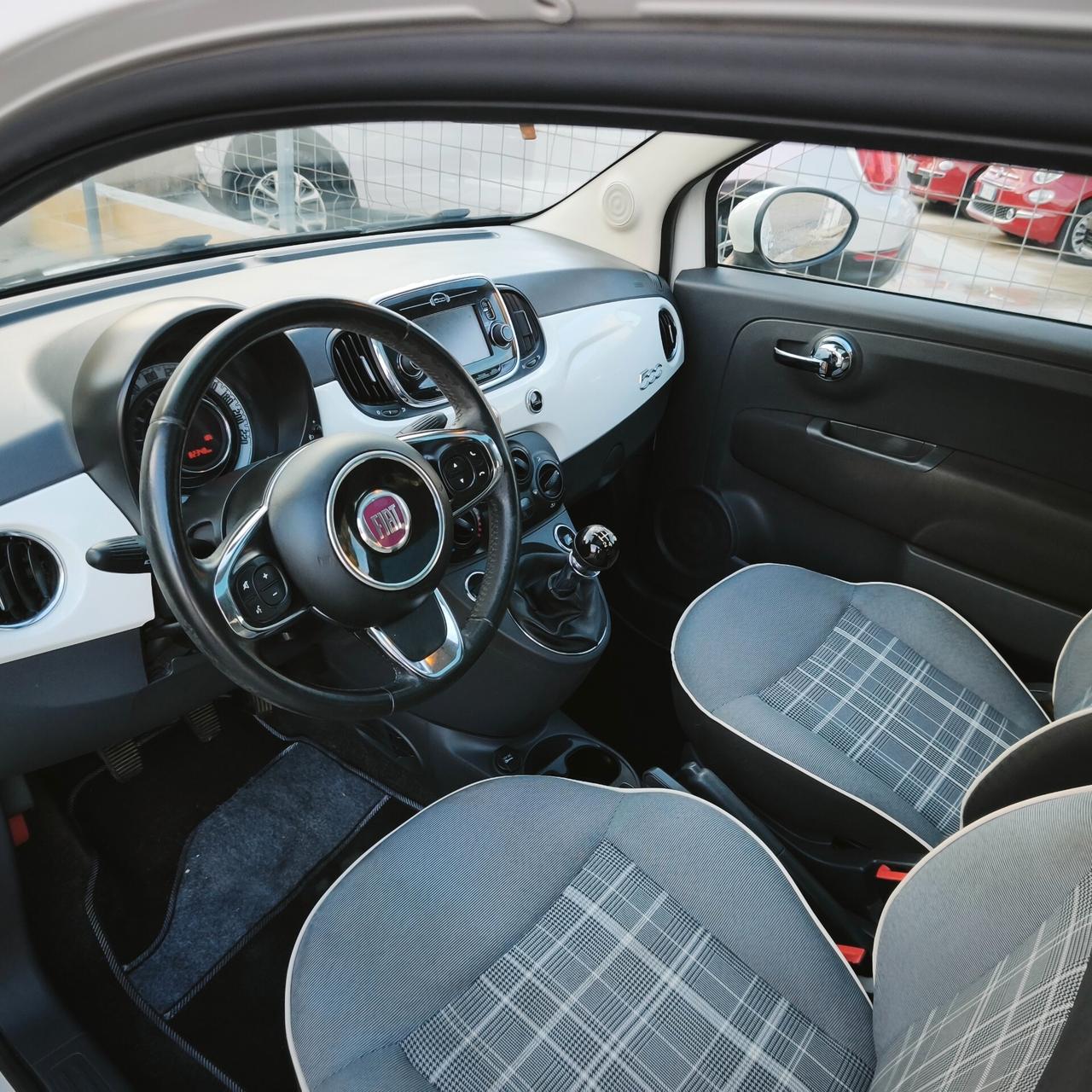 Fiat 500 1.2 Lounge E6B