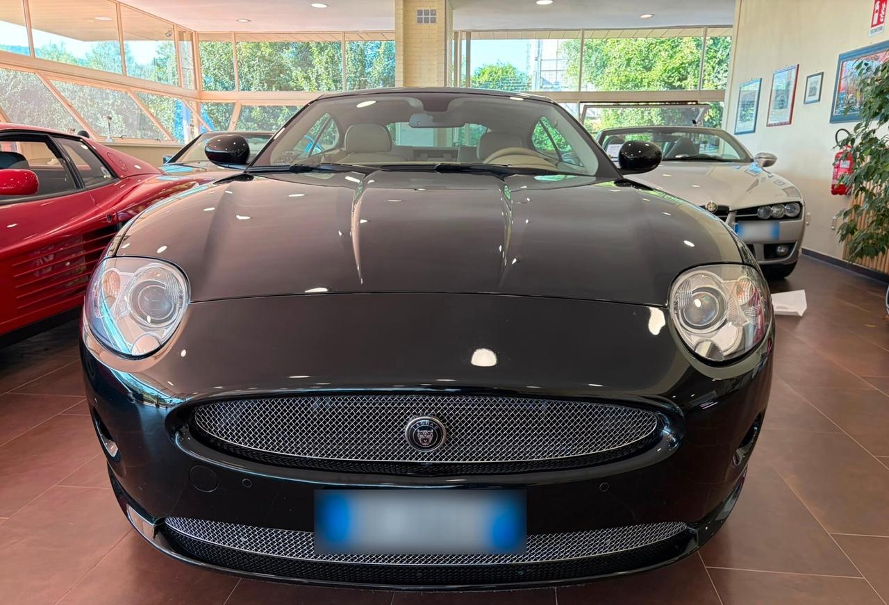 Jaguar XK 3.5 V8 Coupé