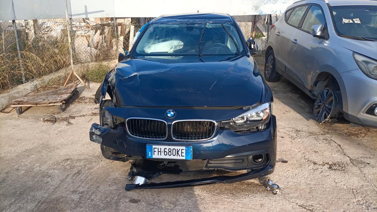 Bmw 316 sinistrata incidentata